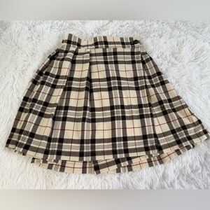 Empyre| Black and Cream Plaid| Mini Skirt | X-Small